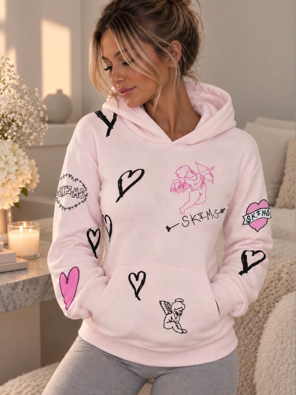 Skims Cotton Fleece Hoodie in Barely Pink Angel Sketch Size Large